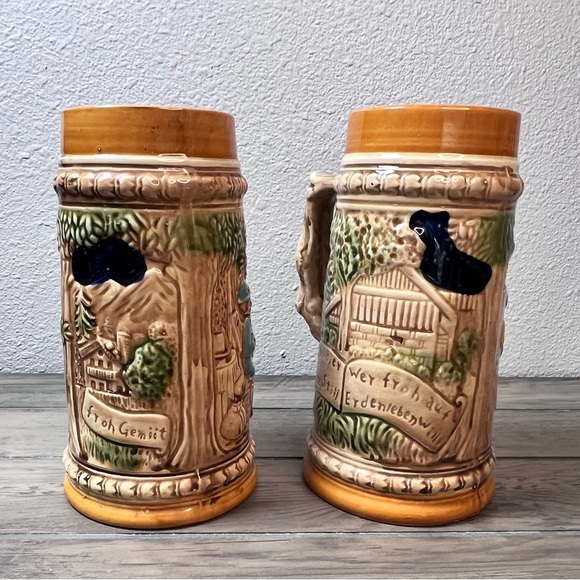 Vintage Wiesbaden Haus German Style Beer Steins Made in Japan Charming Pub Scene - Picture 2 of 10